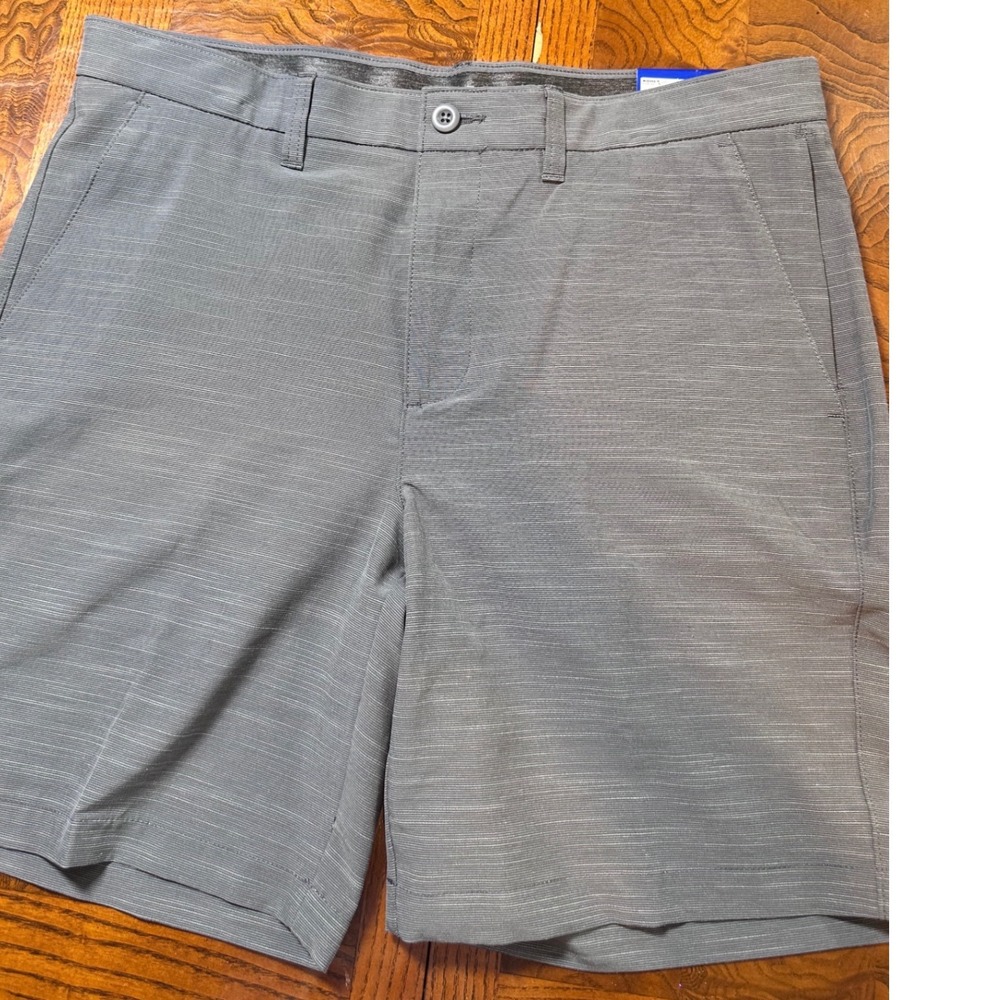 Apt. 9 Mens Premier Flex Tech Performance Shorts 36 Gray 8" Inseam NWT
